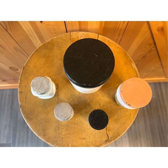 VINTAGE MILK GLASS JAR LOT OF 5 (8262) - Picture 5 of 7